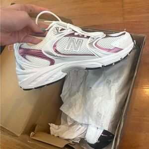 New Balance 530 sneakers in Pink Sugar